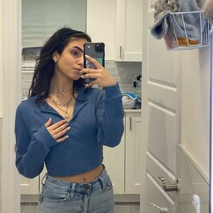 soft long sleeve ribknit blue shirt never worn